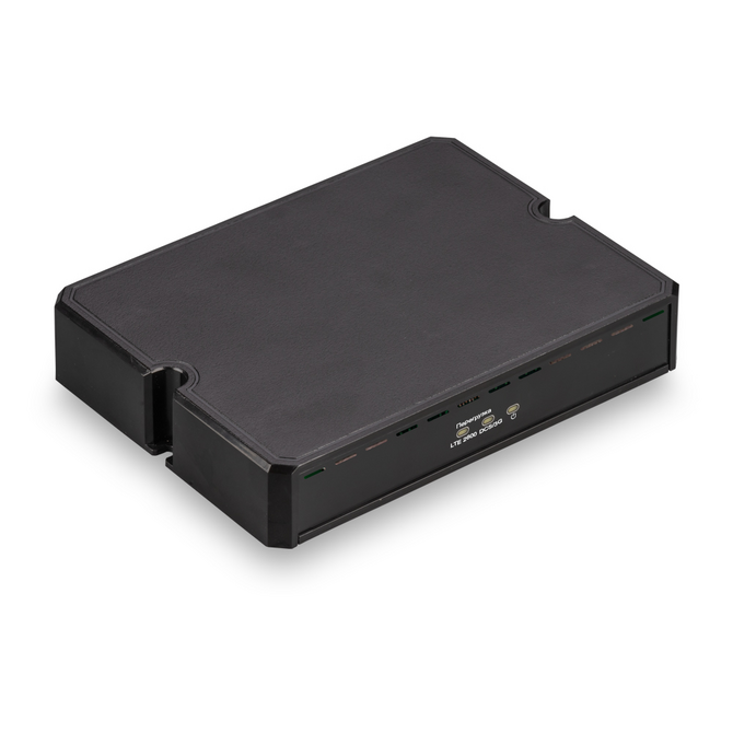 Трехдиапазонный репитер KROKS RK1800/2100/2600-55 0